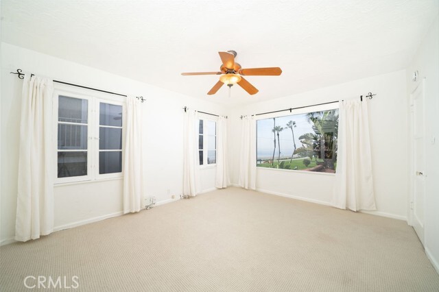 Building Photo - 8 S 36th Pl