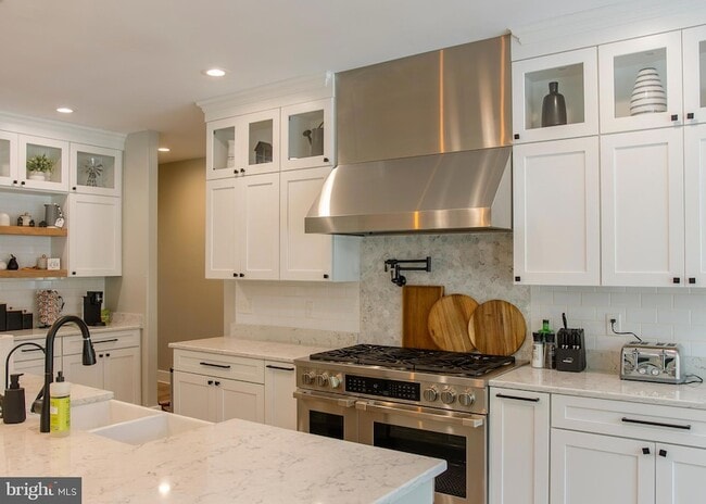 Building Photo - 23296 Wilder Way