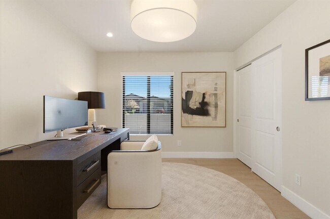 Building Photo - 8372 E San Salvador Dr