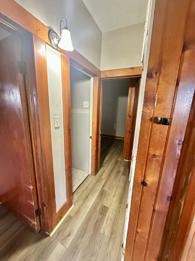 Building Photo - 2610 Snyder Ave