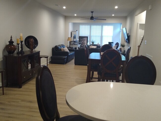 Open Floor Plan - 8001 Wistar Glen Dr