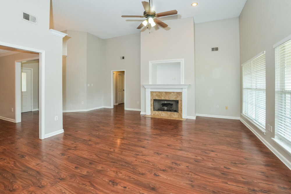 Building Photo - 1859 Winners Circle Cove