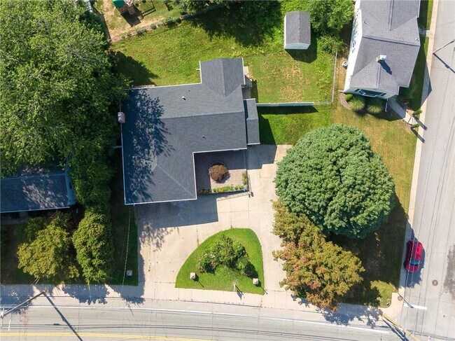 Building Photo - 34 Cherry Hill Rd