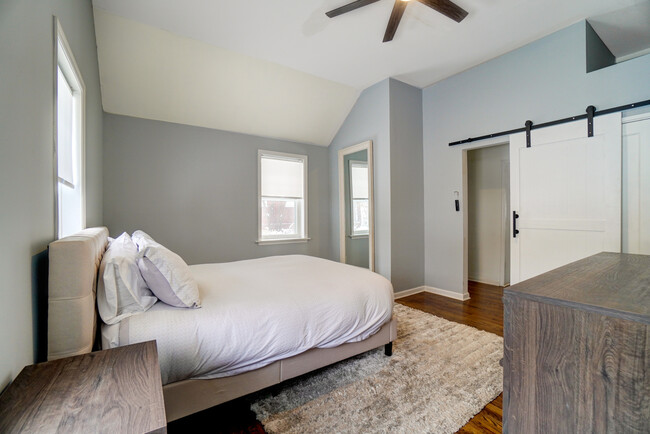 Guest Bedroom #1 (1st Floor) - 3930 Red Bud Ave