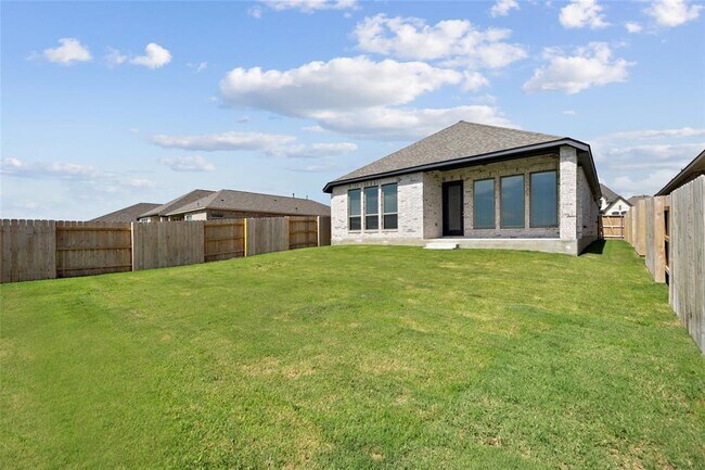 Building Photo - 127 Plumbago Loop