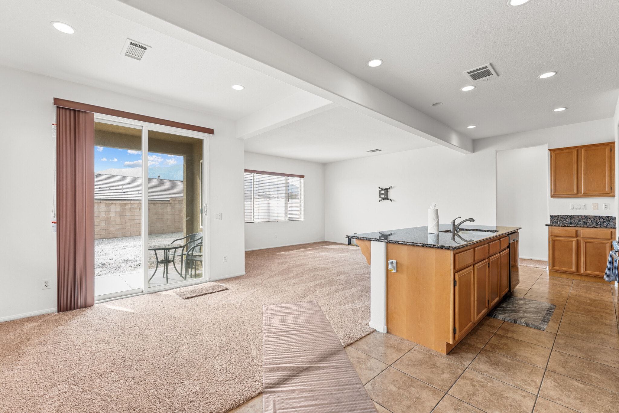 Building Photo - 62855 Kitetail Dr