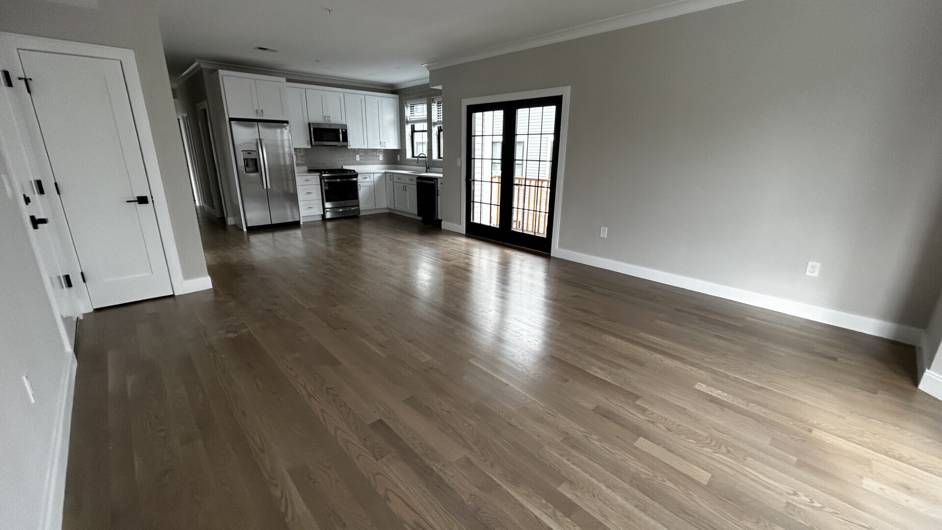 Building Photo - 281 Lamartine St