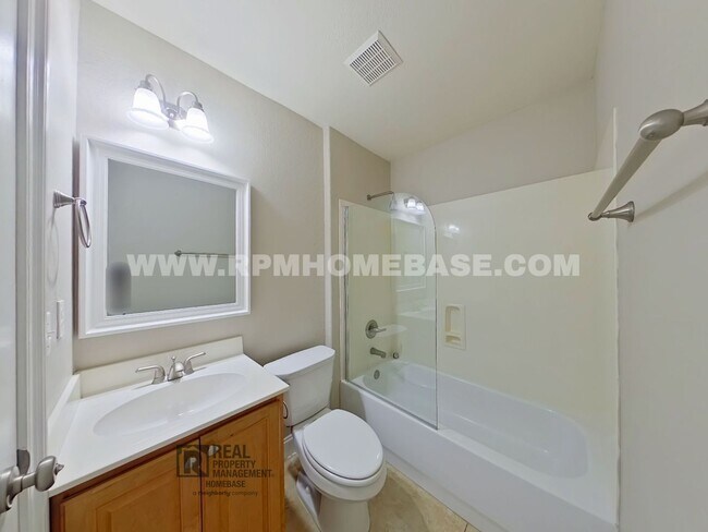 Building Photo - ELEGANT 4/3 + OFFICE IN GATED CHANAN ESTATES | Gas Fireplace + Formal Dining!