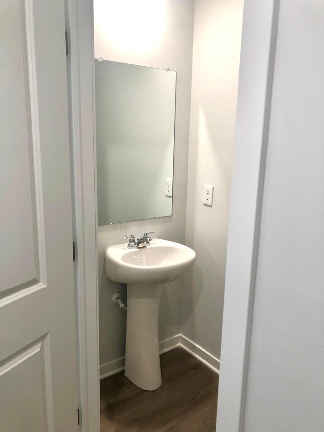 Building Photo - 6369 Bellmouth Rd