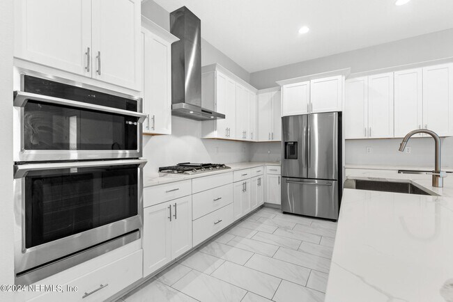 Building Photo - 467 Rum Runner Wy