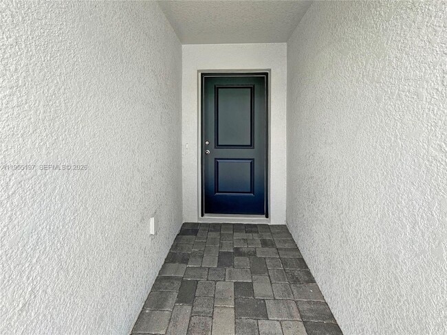 Building Photo - 2060 Stillview Pass