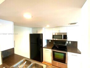 Building Photo - 4635 NW 97th Pl