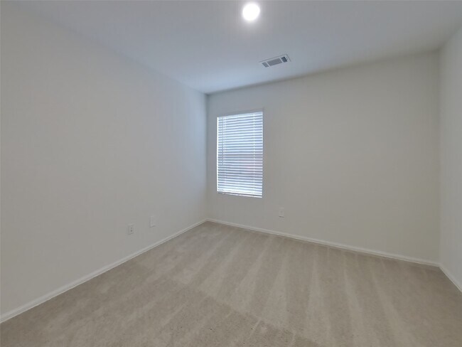 Building Photo - 17122 Quaking Aspen Ln