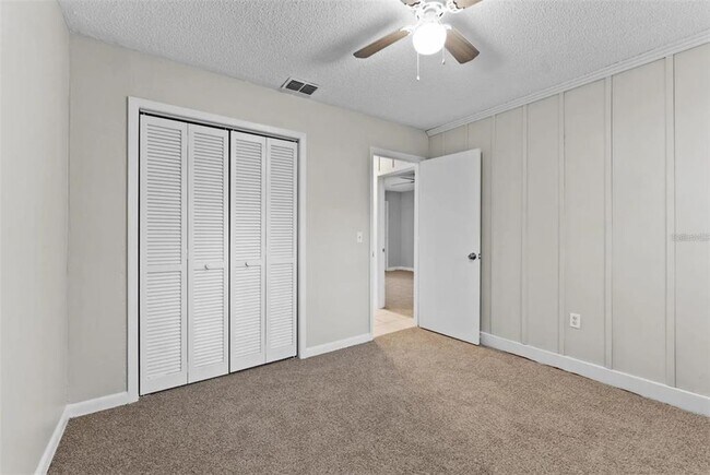Building Photo - 4418 Highland Ln