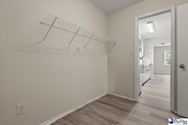 Building Photo - 319 Revell Dr