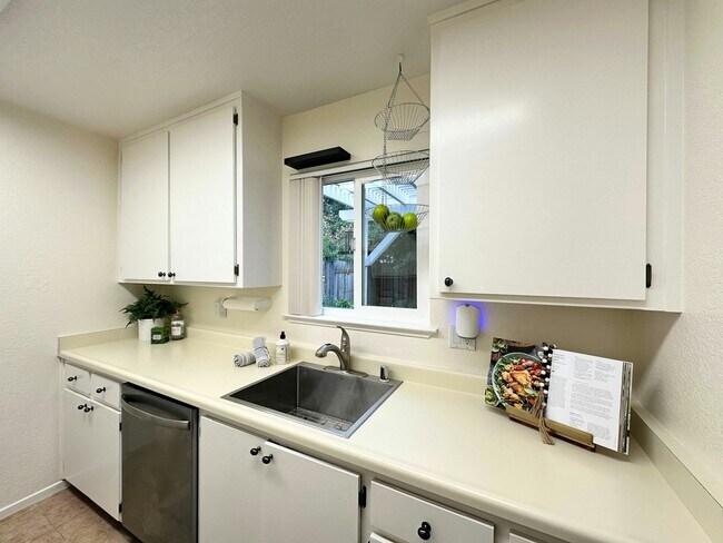 Building Photo - 4310 Cowell Blvd