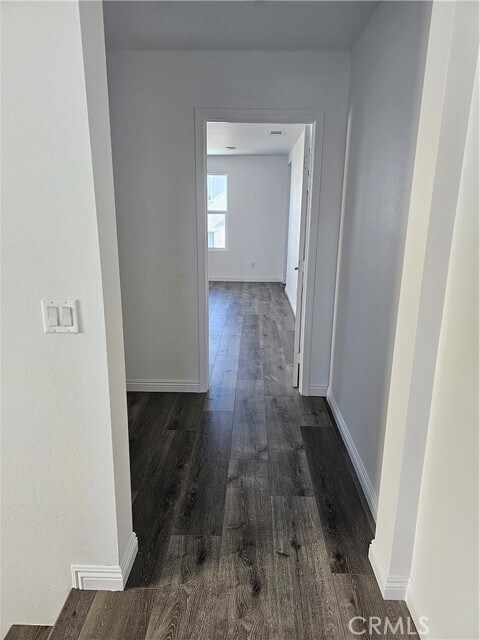 Building Photo - 4725 S Scott Way