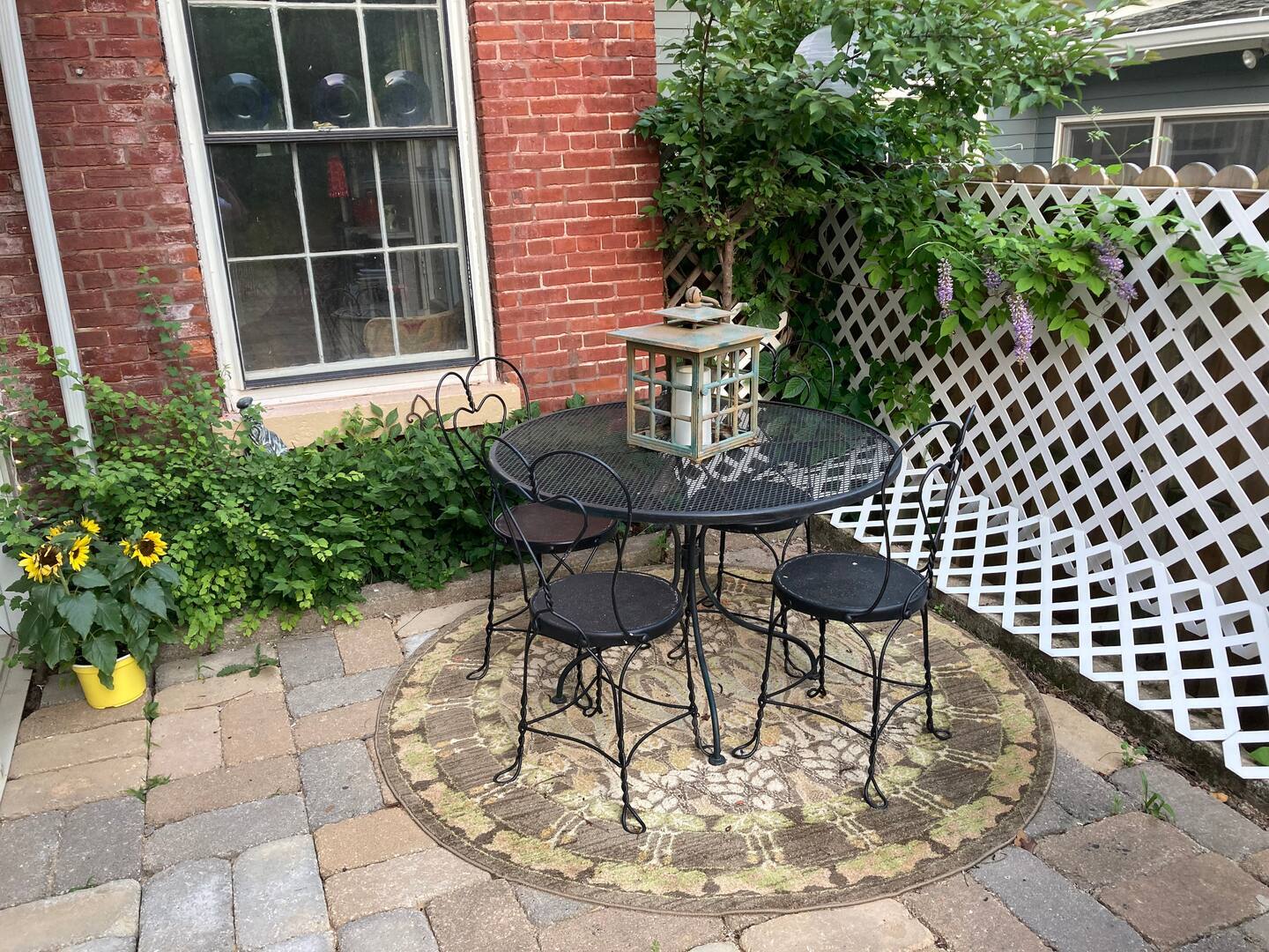 Back Patio - 603 S Bench St