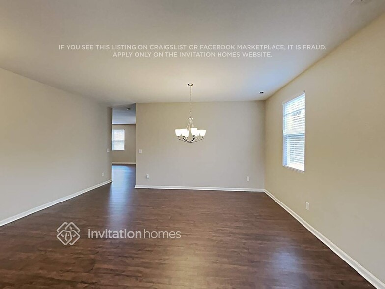 Building Photo - 7307 Lamplighter Close Dr