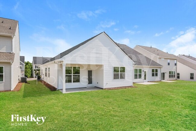 Building Photo - 715 Ridgemoor Trl