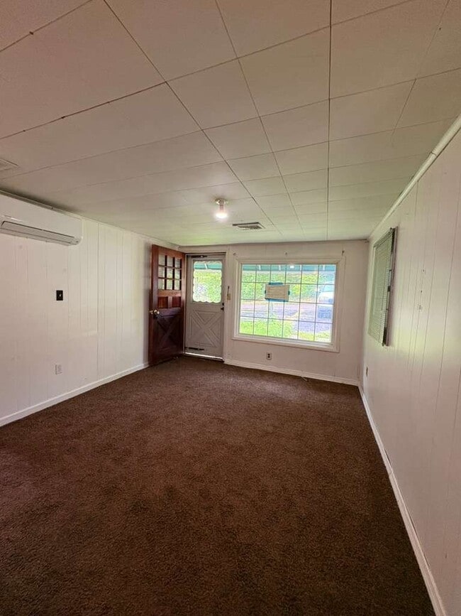 Building Photo - 101 Honeywell Ln