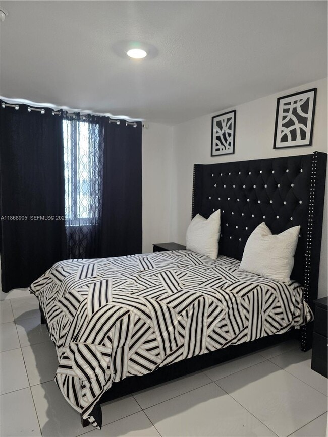 Building Photo - 14437 SW 260th St