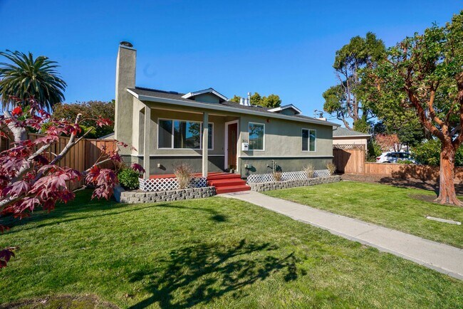 Building Photo - 3BR/1BA North Shoreview Home with Yard & Redwood Deck | Pet Friendly | Near Caltrain | YouTube Tour
