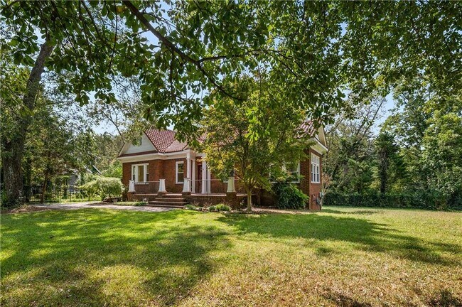 Building Photo - 787 Flat Shoals Ave SE