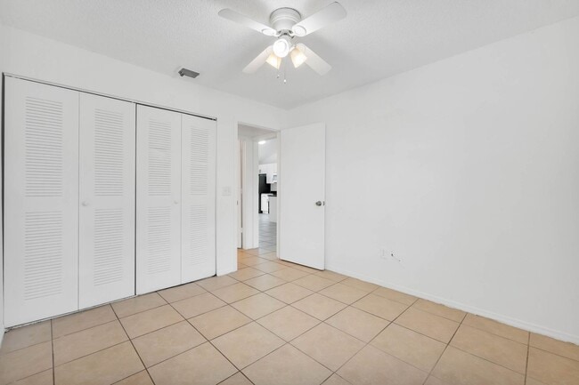 Building Photo - Spacious 2/2 Condo In Lancelot at Winter Park