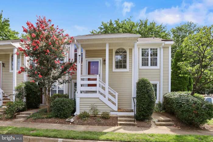 Building Photo - 2867 Yarling Ct