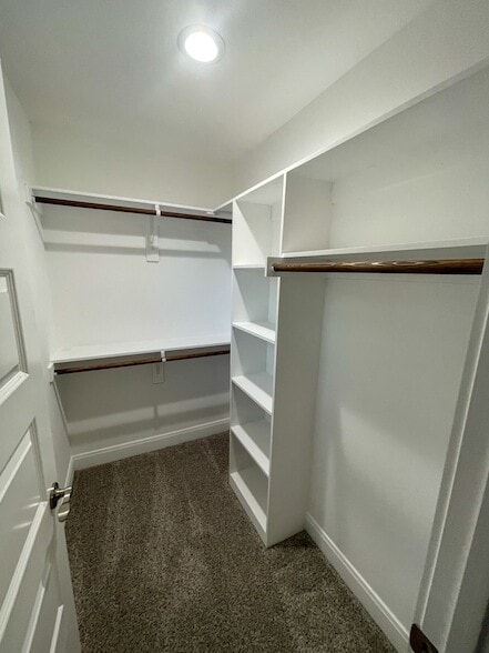 Building Photo - 2624 S Fannin Ave