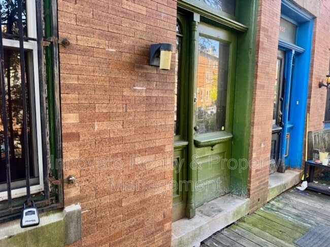 Building Photo - 4416 Locust Ave