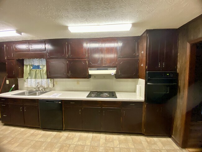 Building Photo - 1953 Hwy 138 SW