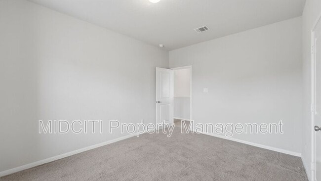 Building Photo - 1858 Lauter Ln