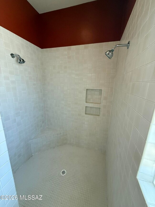 Building Photo - 6141 N Paseo Zaldivar