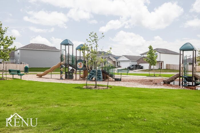 Building Photo - 5042 Firefly Hls