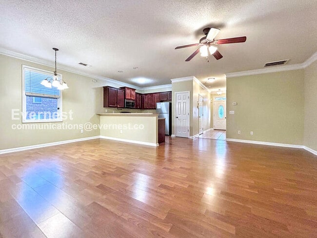 Building Photo - 7073 Blairs View Dr