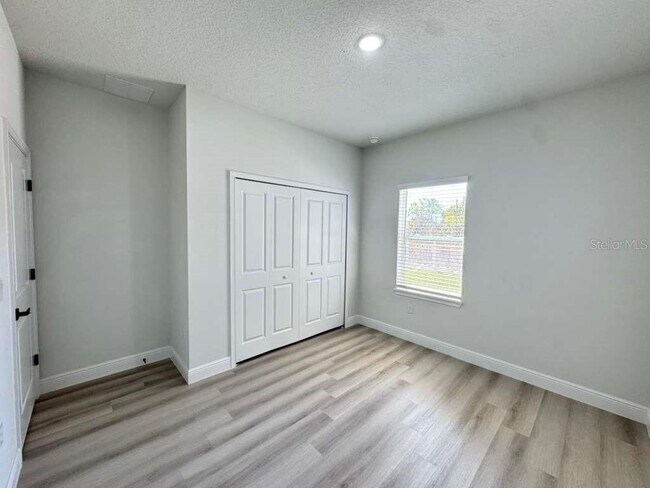 Building Photo - 8902 SW 135th Street Rd