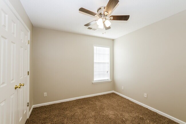 Building Photo - 9697 Tributary Cove