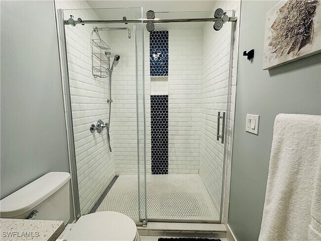 Building Photo - 140 W Pago Pago Dr