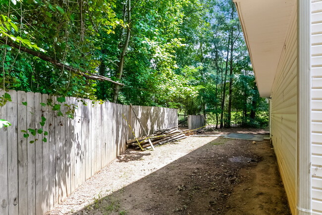 Building Photo - 3826 Dogwood Farm Rd