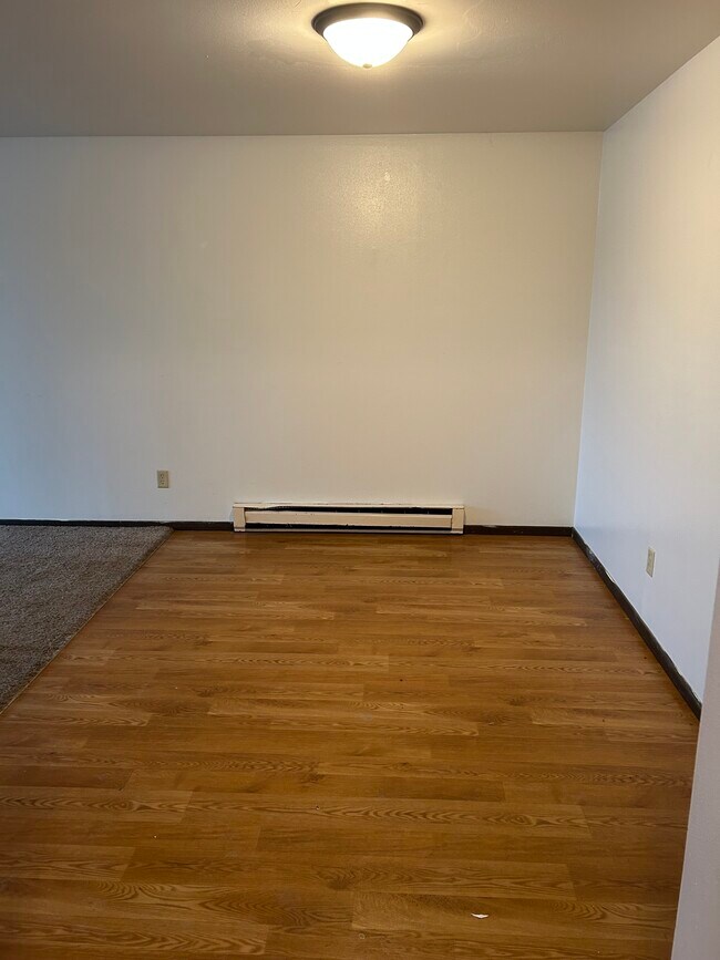 Dining area - River Valley Complex