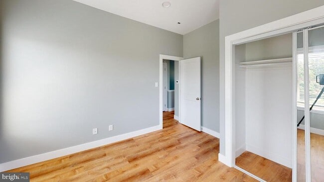 Building Photo - 329 S High St