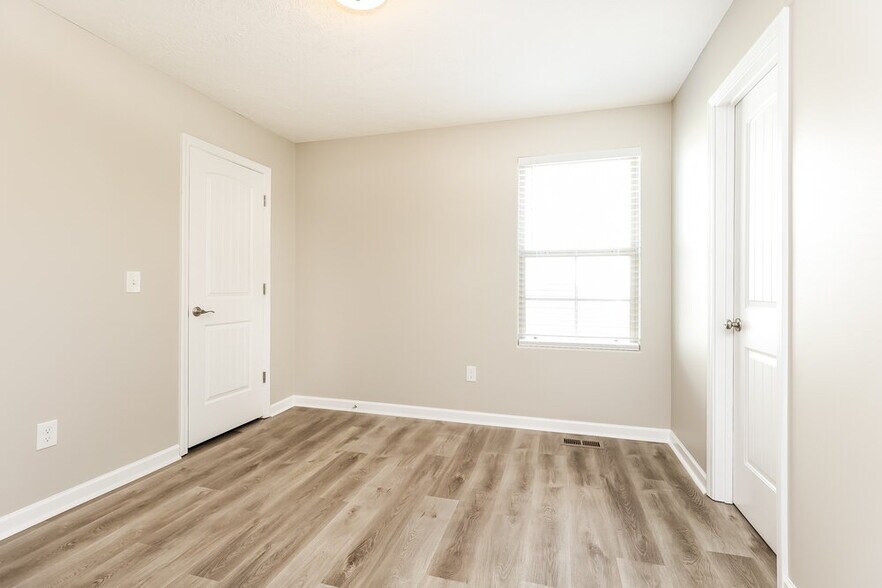 Building Photo - 5312 Tony Lama Ln