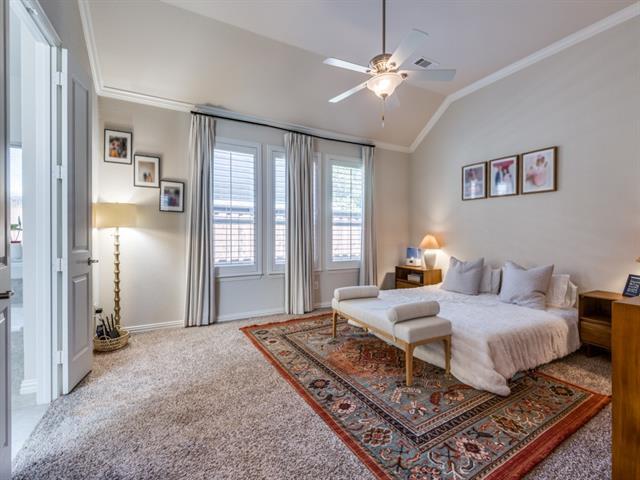 Building Photo - 915 Enchanted Wood Dr