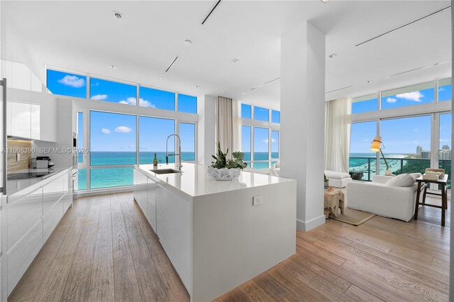 Building Photo - 102 24th St