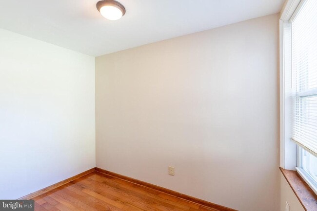 Building Photo - 2820 S Smedley St