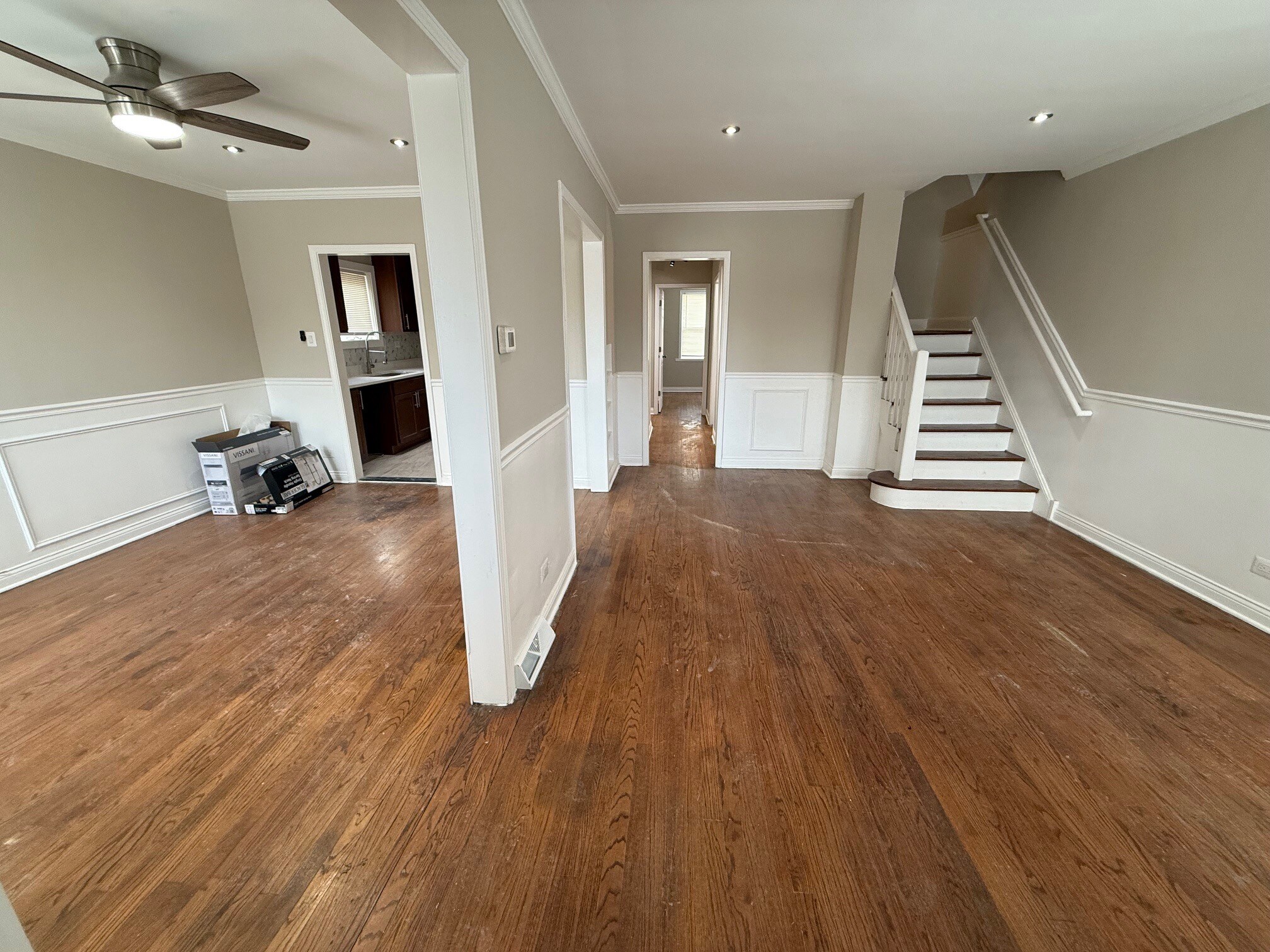 Building Photo - 10154 S Calumet Ave