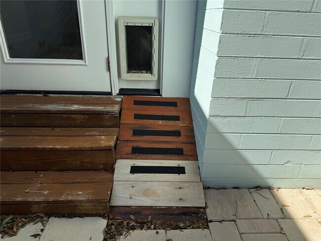 Building Photo - 2801 Nancy St