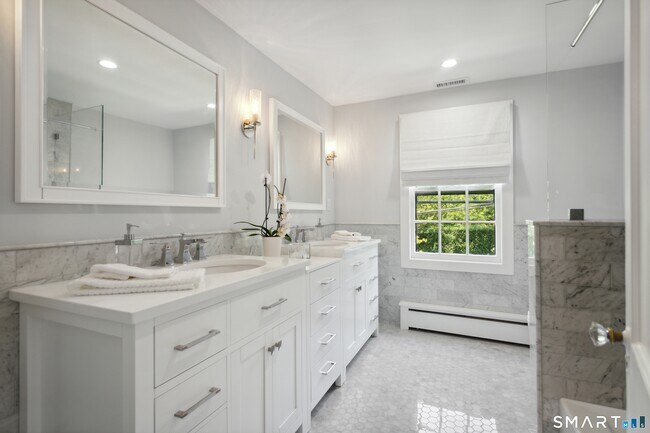 Building Photo - 106 Patterson Ave